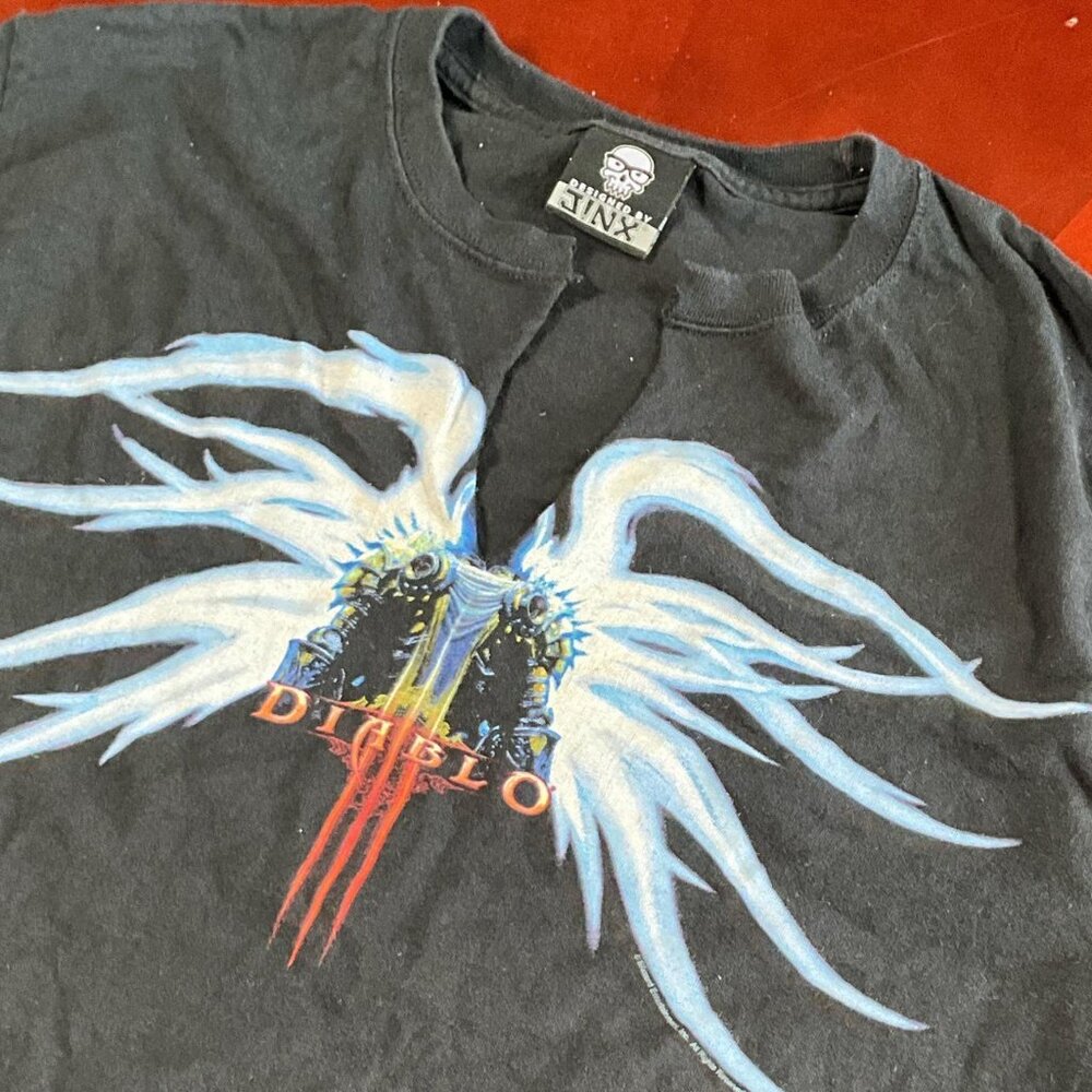 VTG Mens Diablo III J!NX x Blizzard Tyrael Angel Wings Graphic Game Tee (Medium)